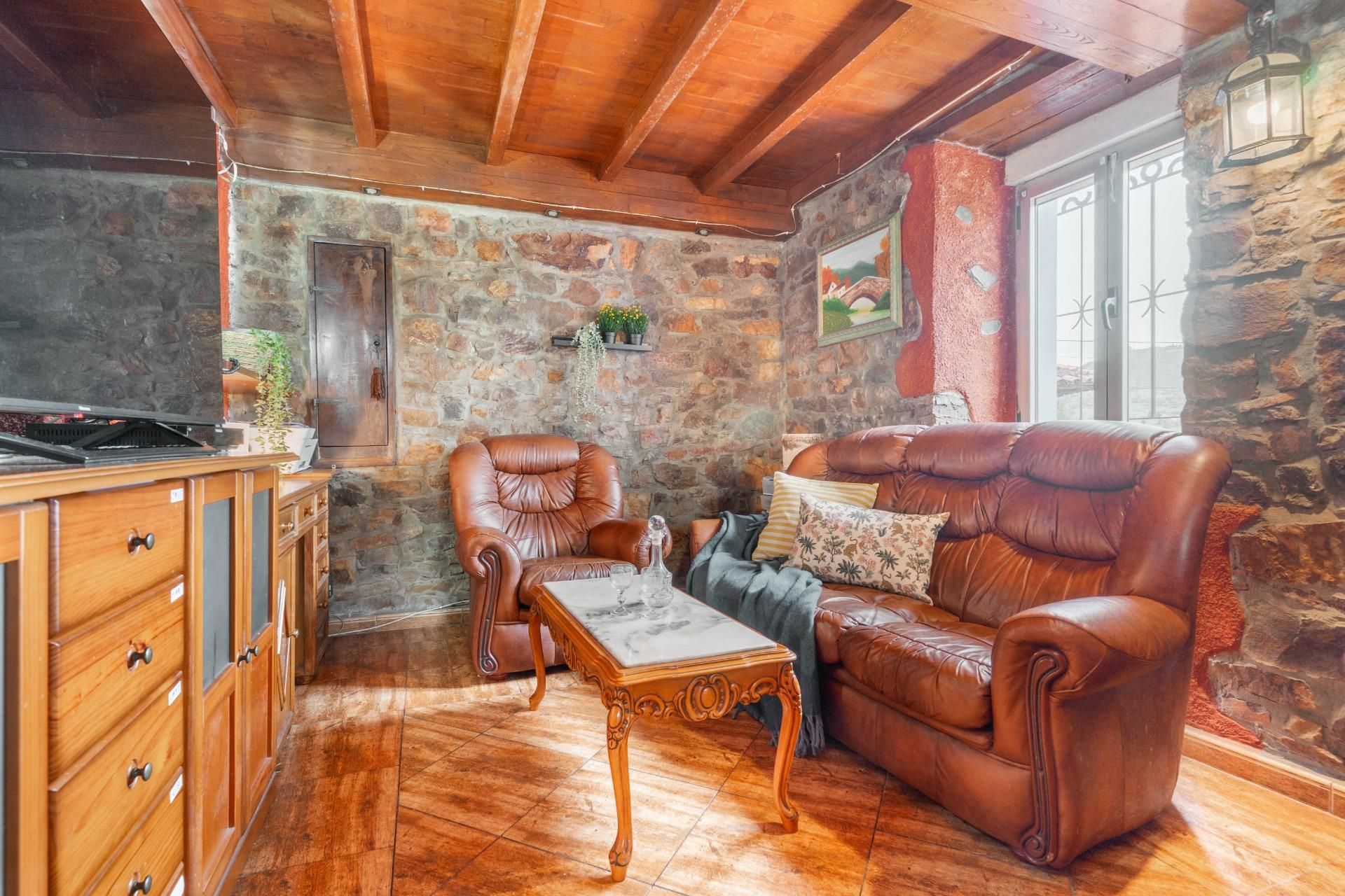 Living room of Houses for sale in Candamo  with Storage room and Furnished