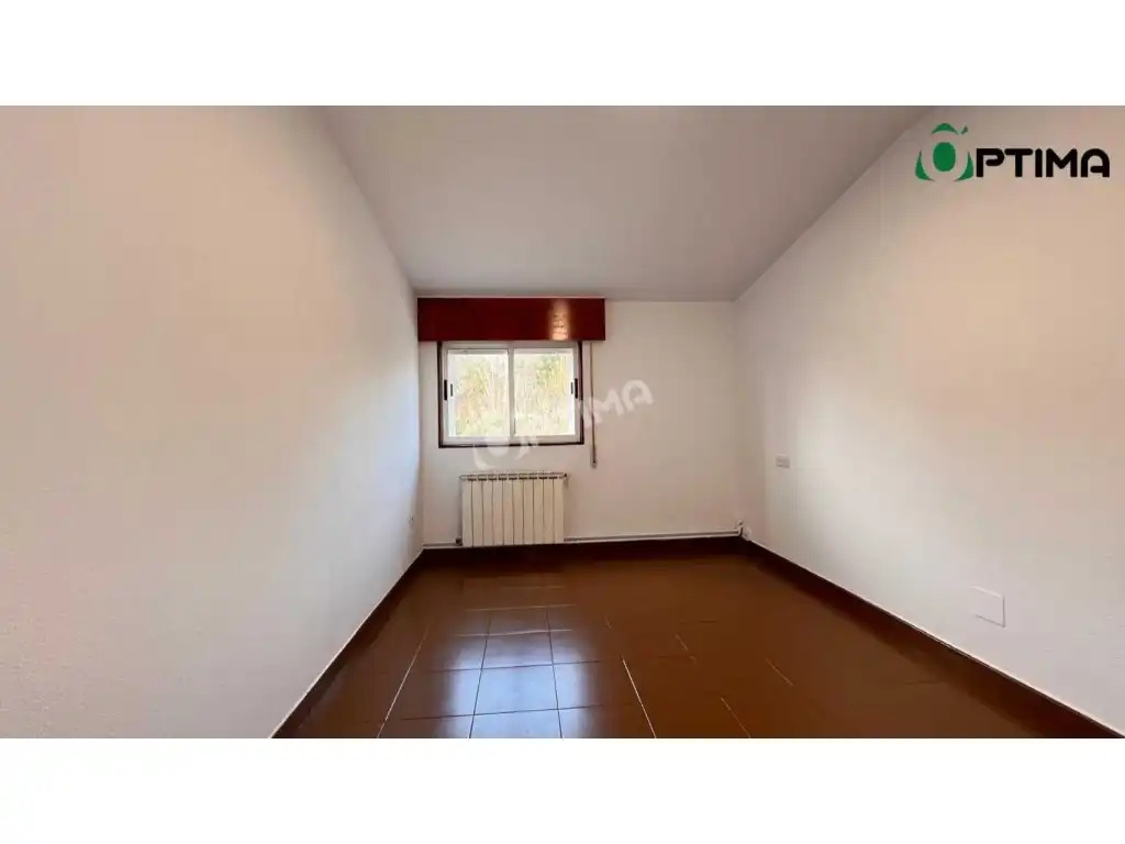 Habitación de Piso en venta en Oroso