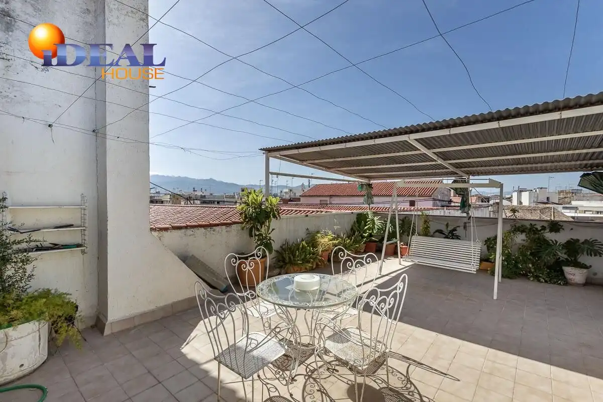 Dúplex amb terrassa en venda a Ronda, imagen 17