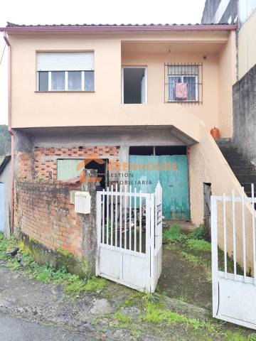 Casa-chalet en Venta en Castrelo de Miño