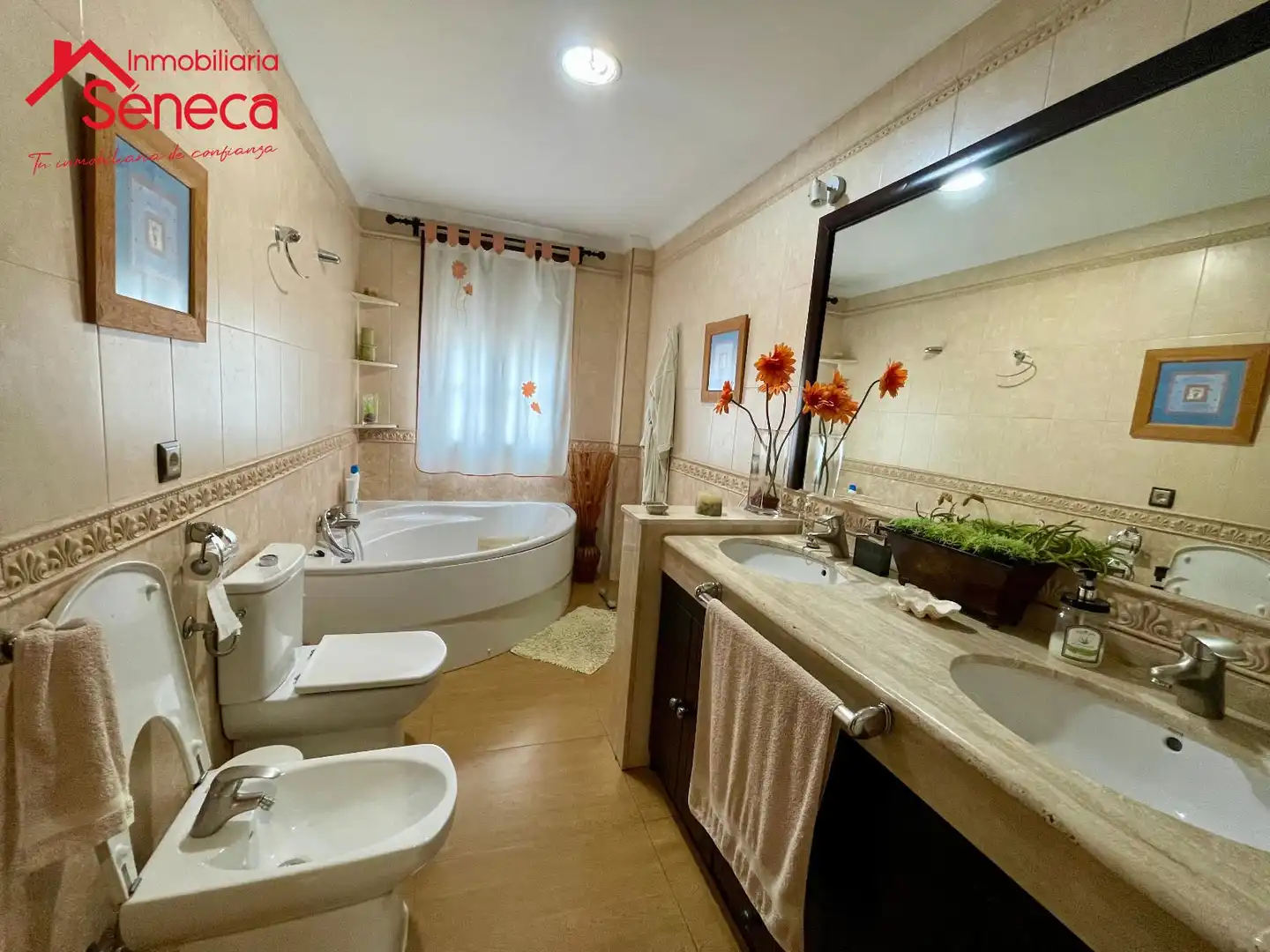 Bathroom of Flat for sale in La Victoria  with Air Conditioner, Heating and Terrace