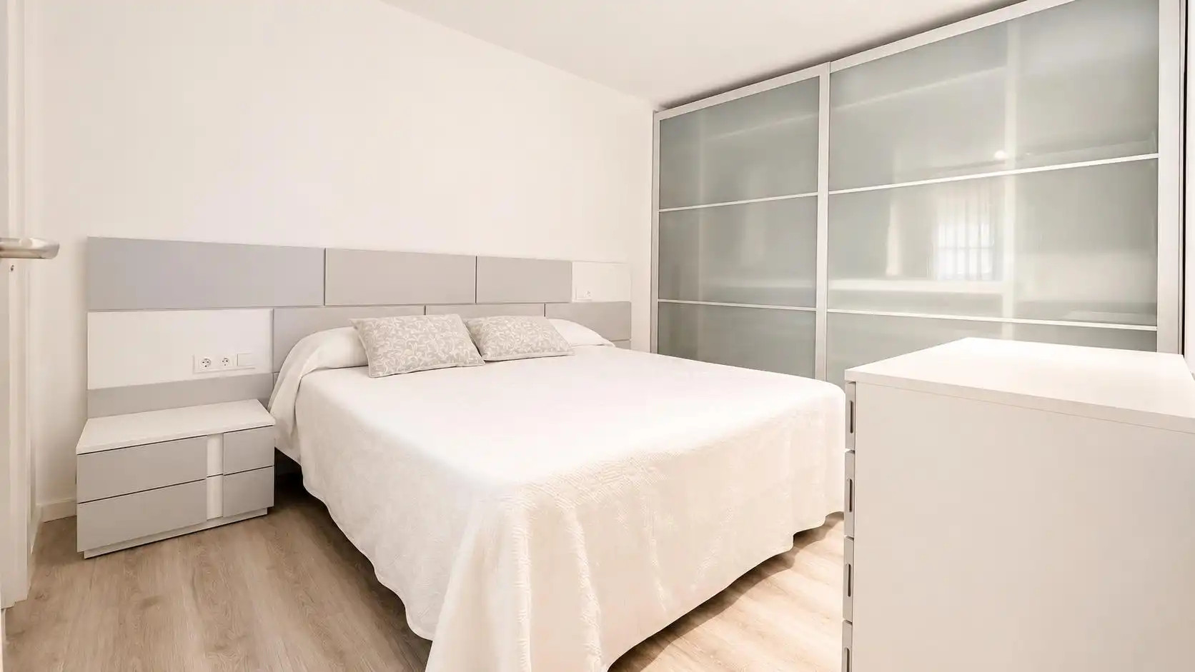 Dormitori de Pis en venda en Mataró amb Aire condicionat, Calefacció i Parquet