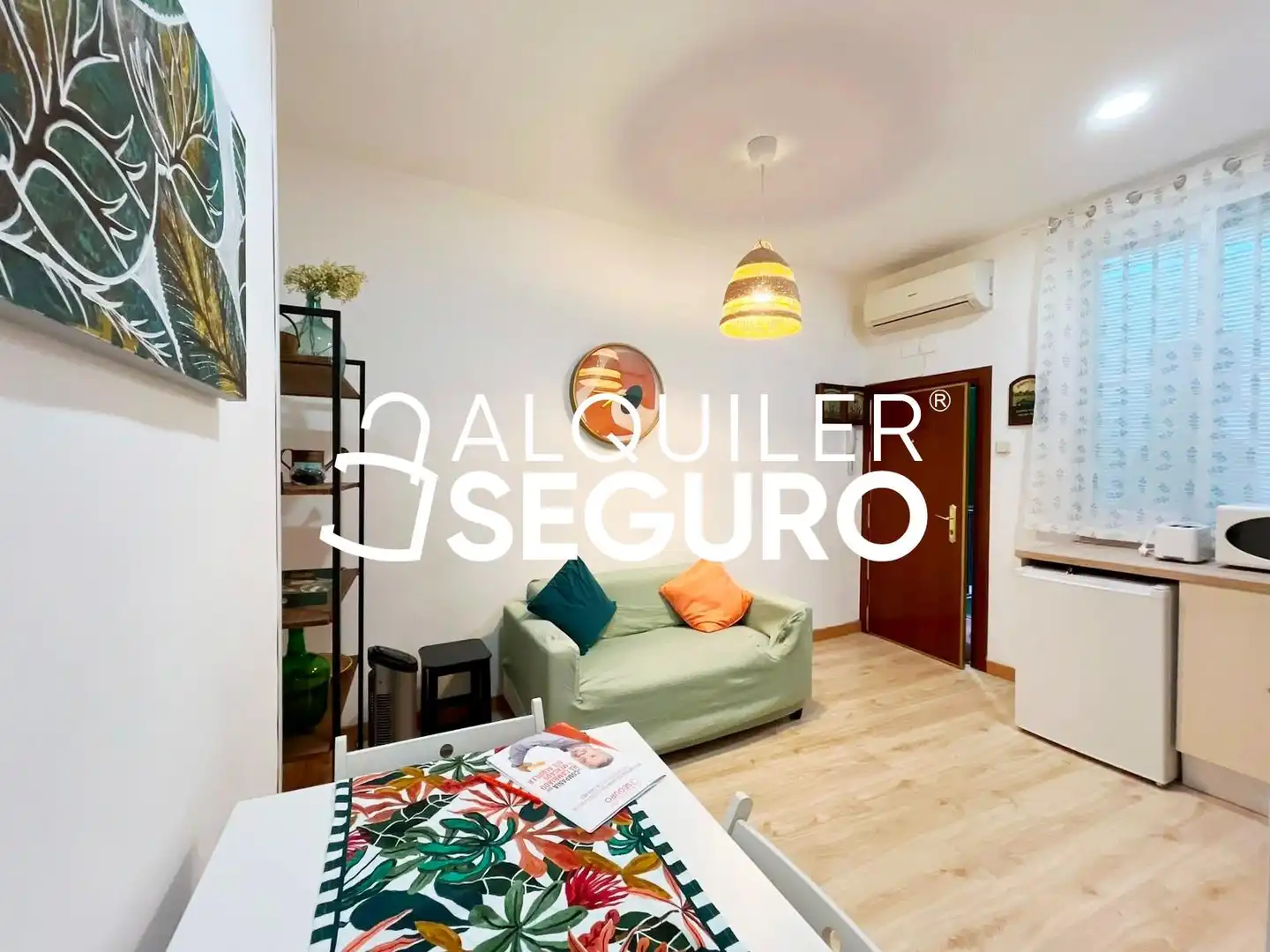 Estudio de alquiler en del Ave María, Embajadores - Lavapiés