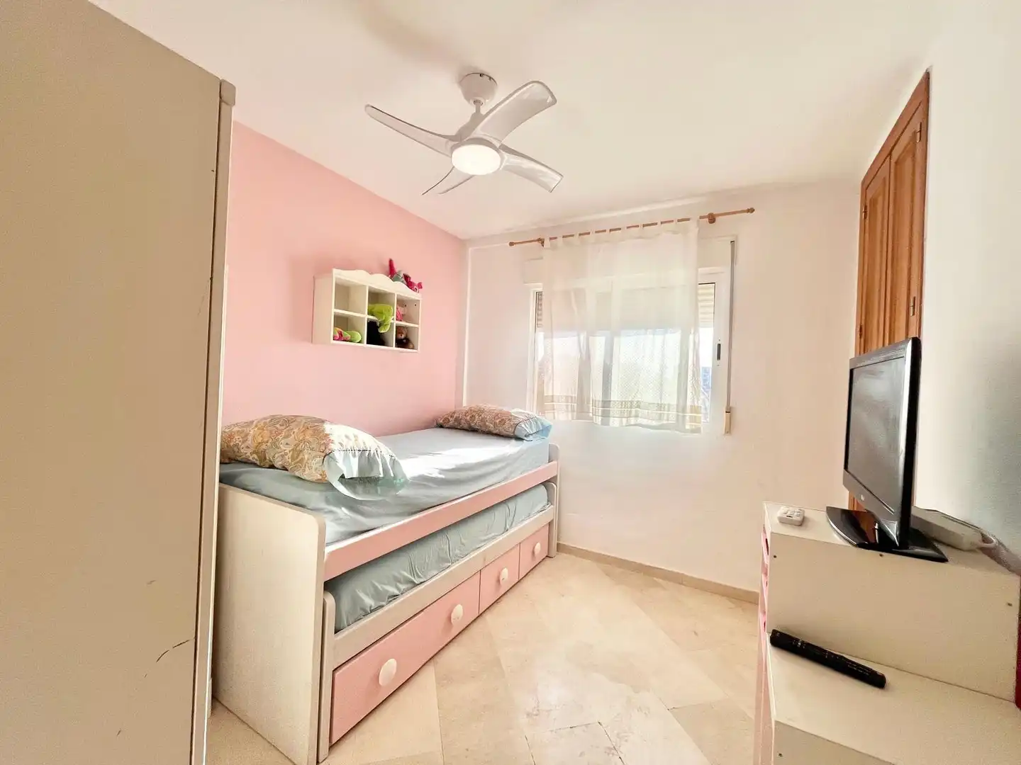 Habitación de Ático de alquiler en Cartagena con Aire acondicionado, Calefacción y Terraza