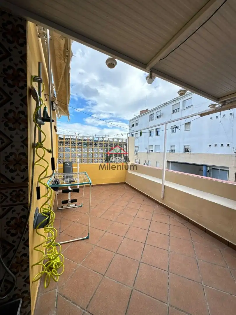 Terrassa de Casa o xalet en venda en Algeciras amb Terrassa