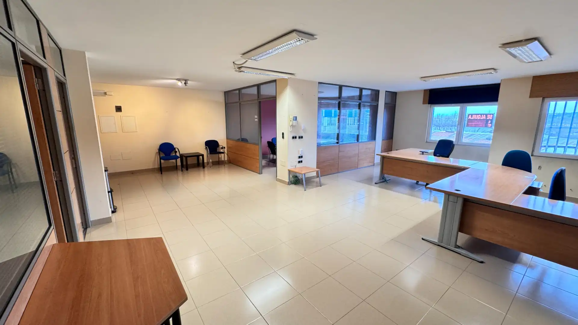 Büro zur Miete in Arteixo mit Terrasse, Möbliert und Balkon
