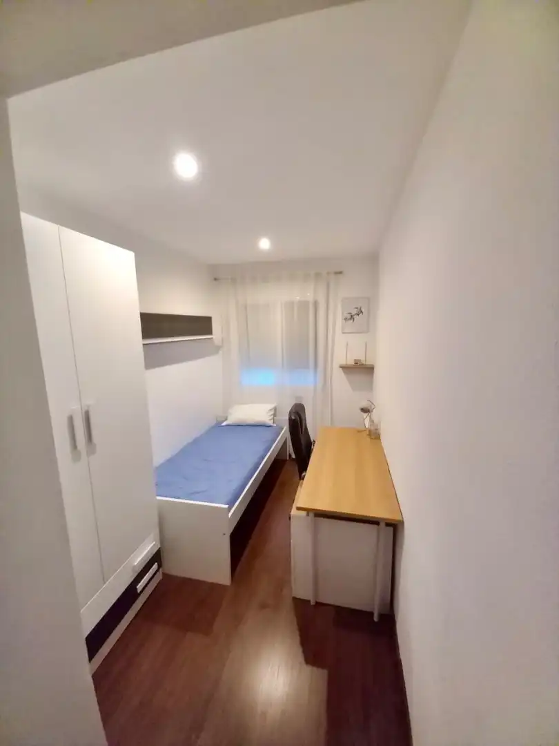 Schlafzimmer von Wohnung zum Verkauf in Badajoz mit Klimaanlage, Heizung und Abstellraum