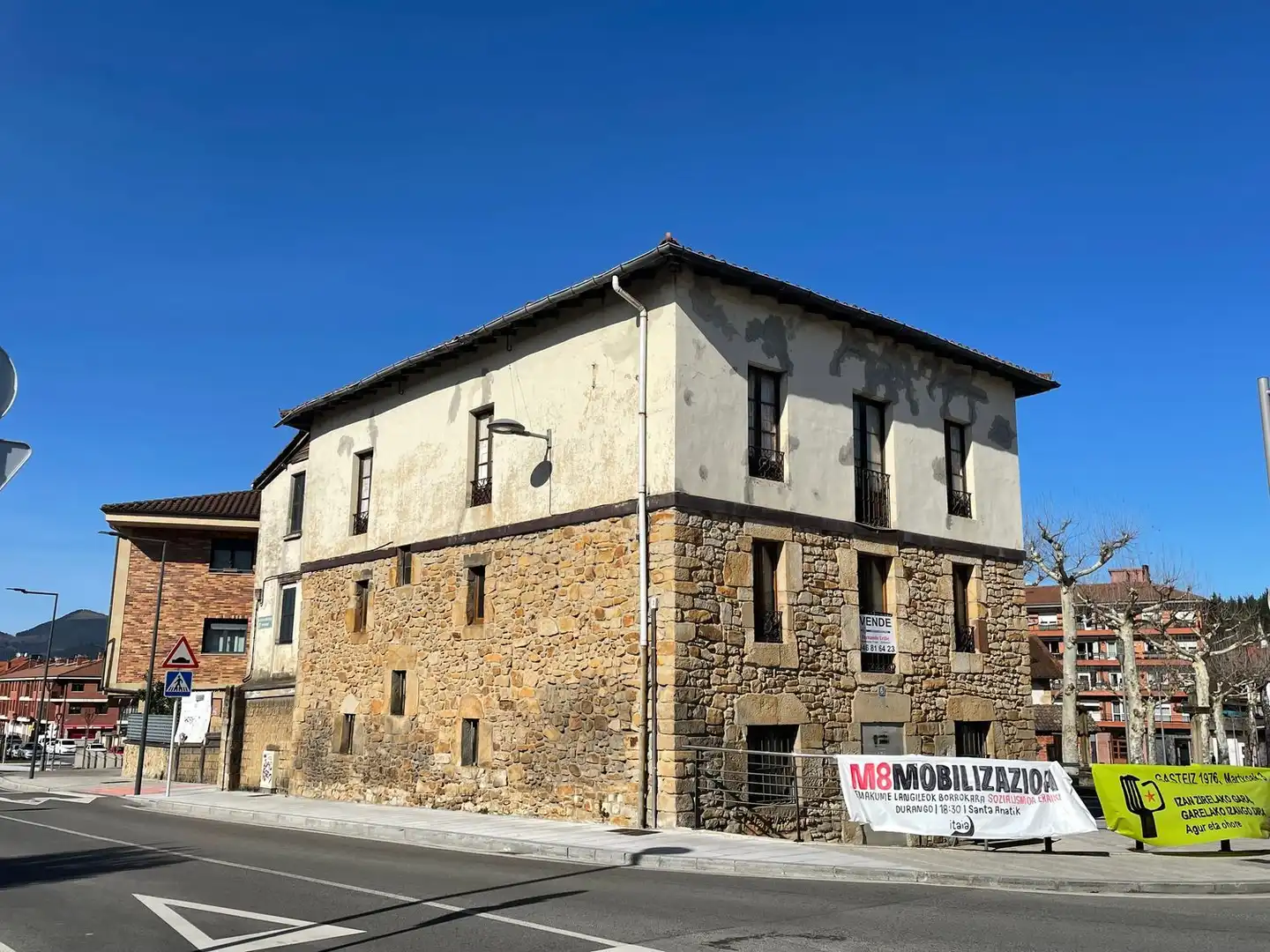 Außenansicht von Gebäude zum Verkauf in Abadiño 