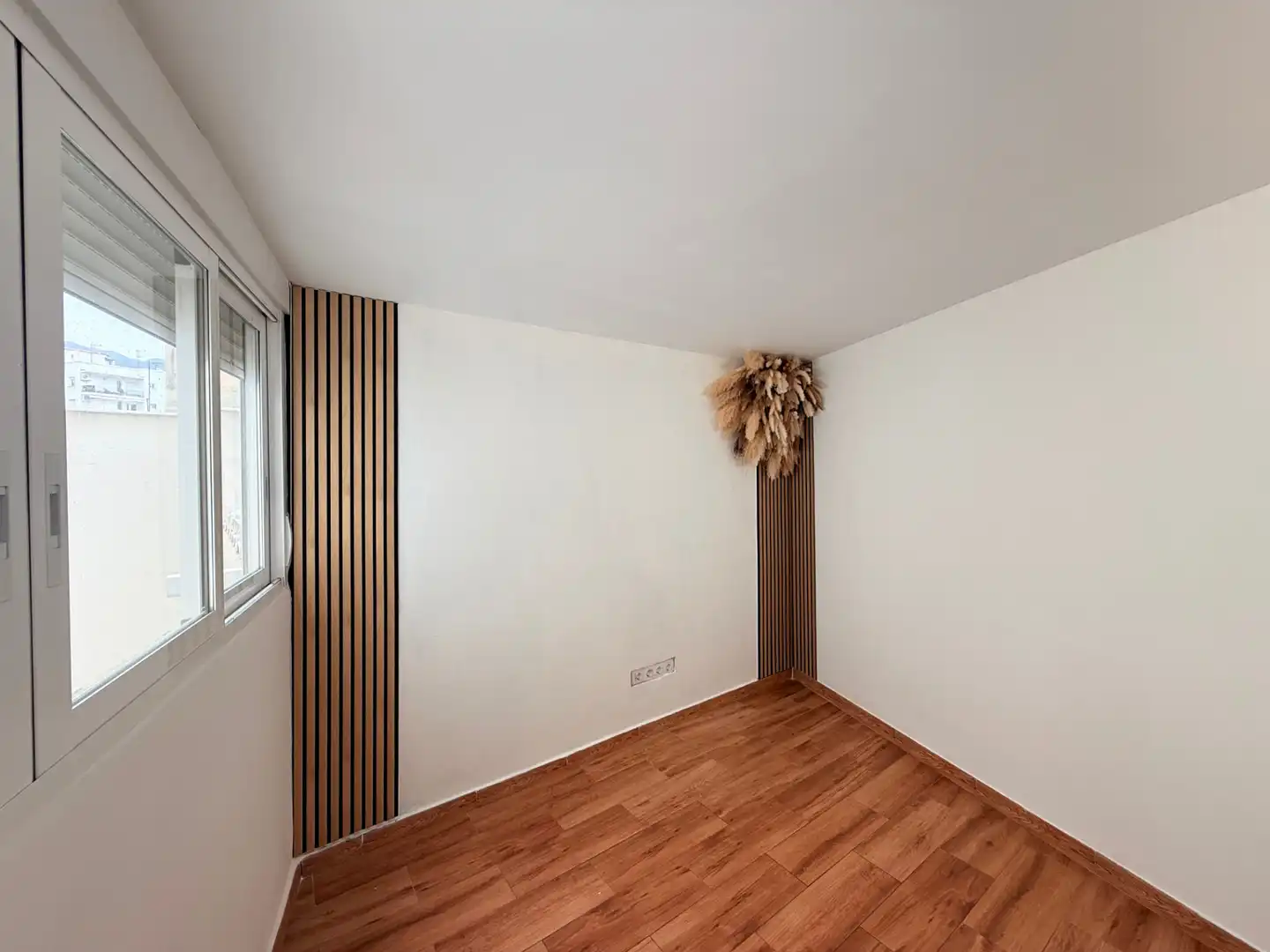 Bedroom of Office for rent in Marbella  with Air Conditioner and Balcony