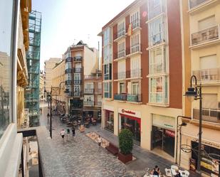 Vista exterior de Pis de lloguer en Cartagena amb Parquet, Moblat i Forn