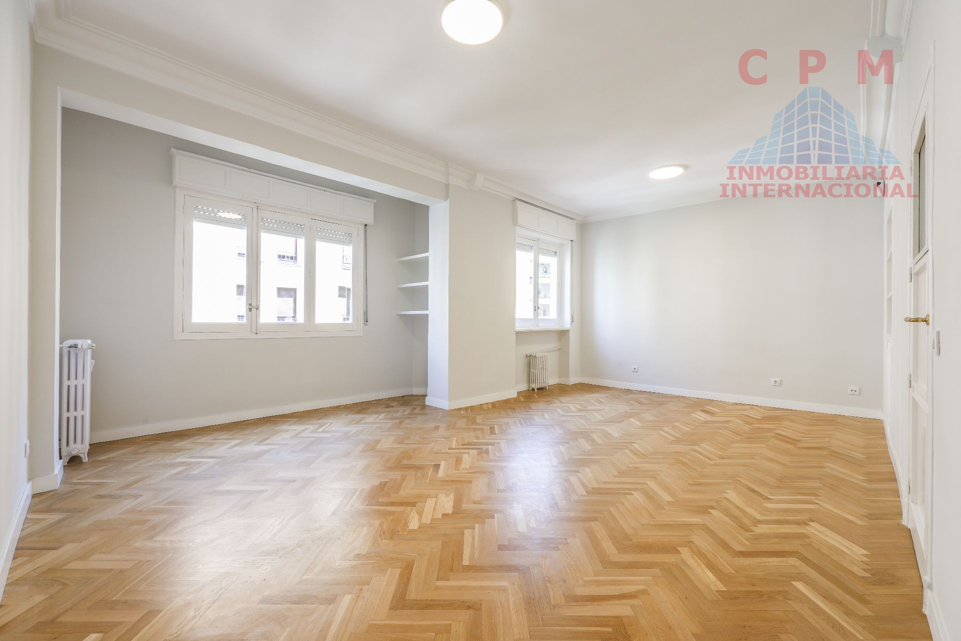 Sala d'estar de Pis de lloguer en  Madrid Capital amb Calefacció, Parquet i Moblat