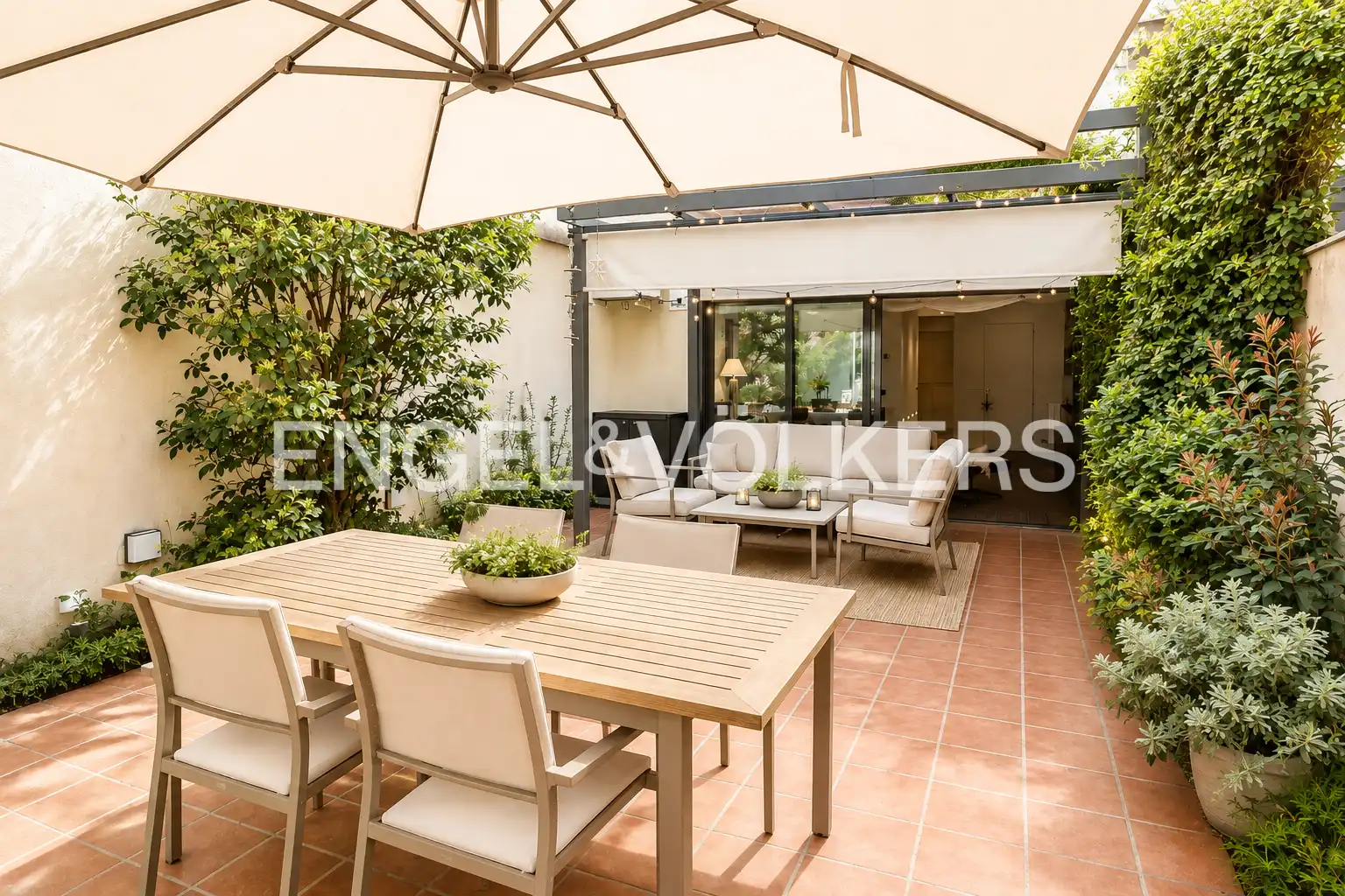 Terrassa de Casa o xalet en venda en Barcelona amb Aire condicionat, Calefacció i Terrassa