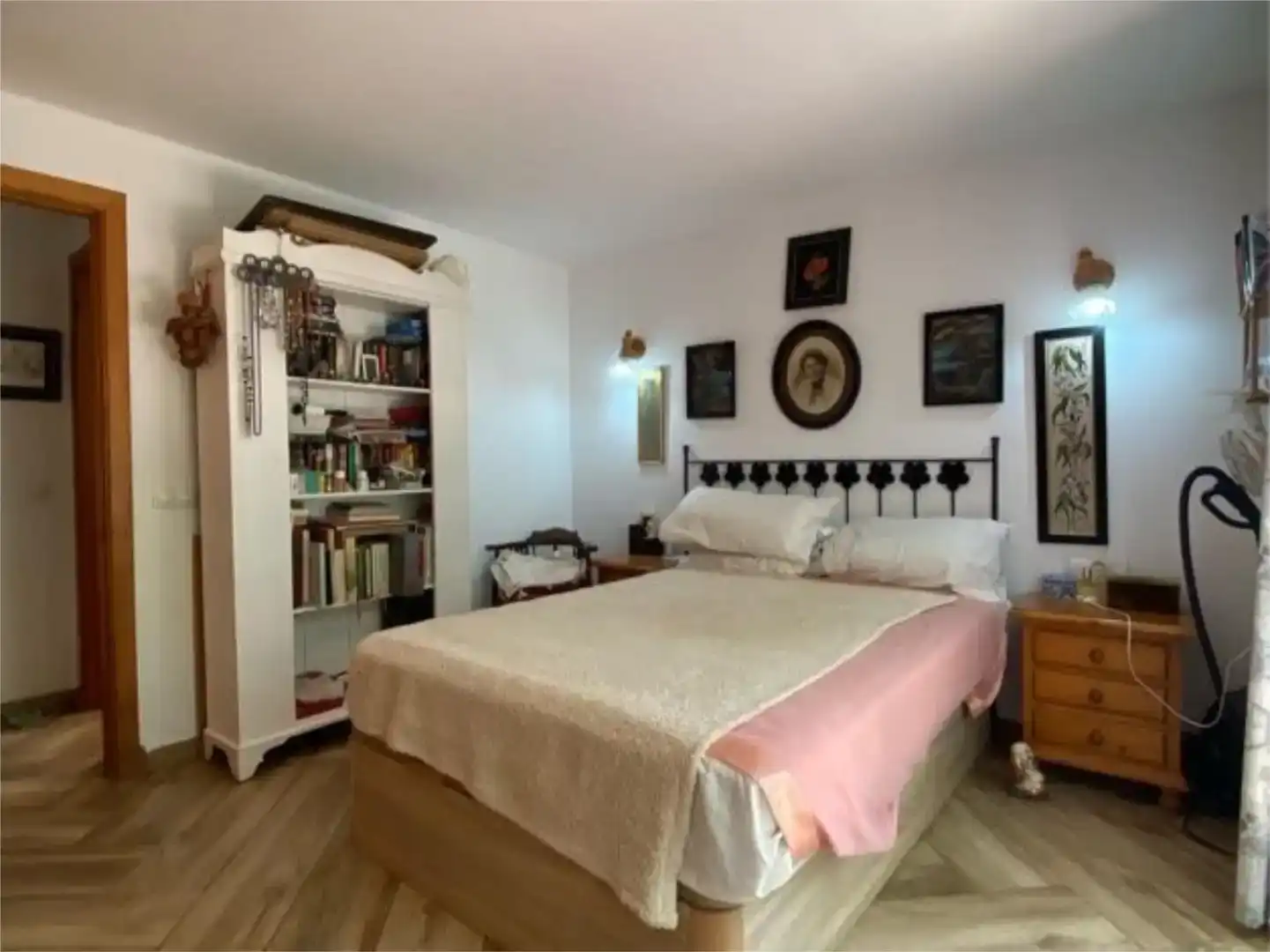 Schlafzimmer von Country house zum Verkauf in Sant Lluís mit Schwimmbad