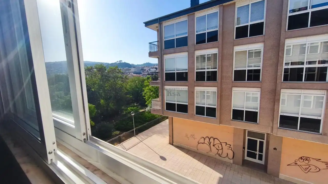 Exterior view of Flat for rent in Ourense Capital   with Heating, Parquet flooring and Storage room