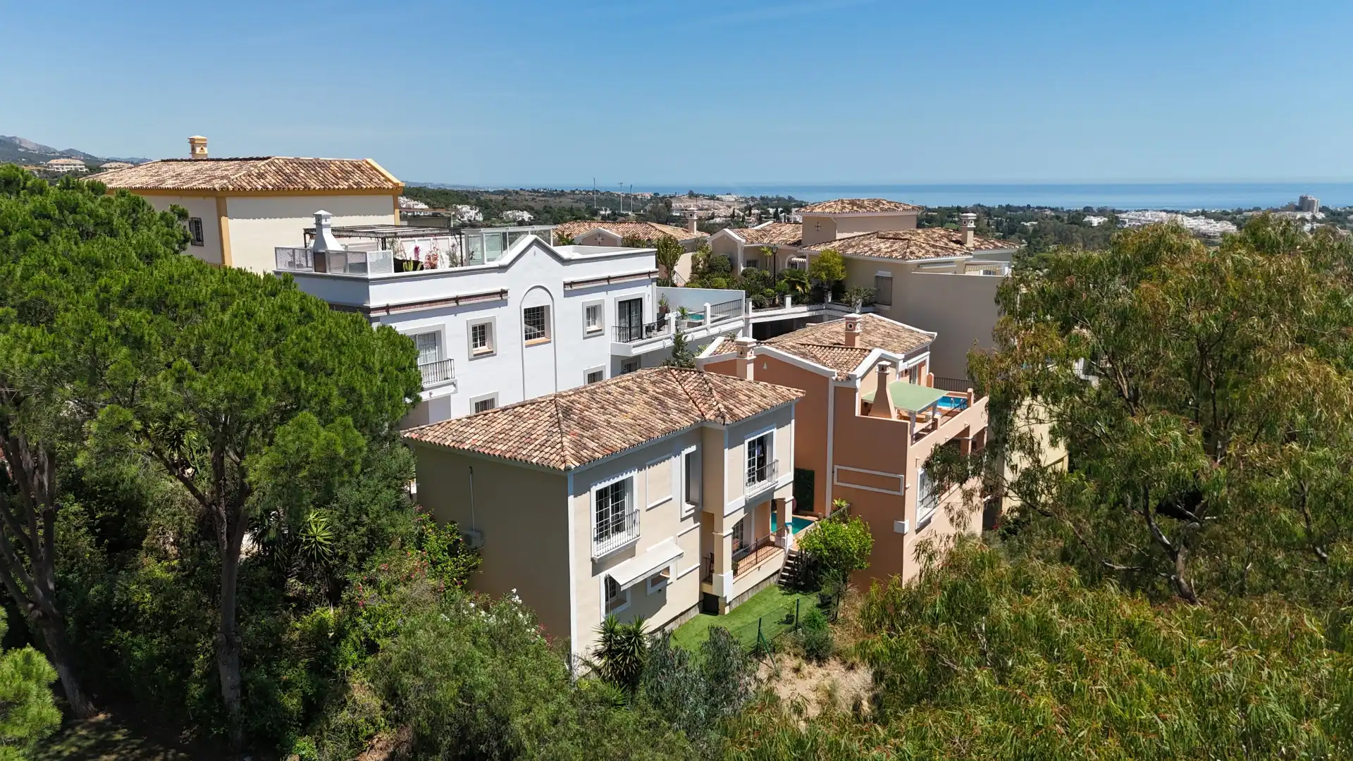 Casa amb piscina en venda a PLEYADES-NVA ANDALUCIA H 29, imagen 2