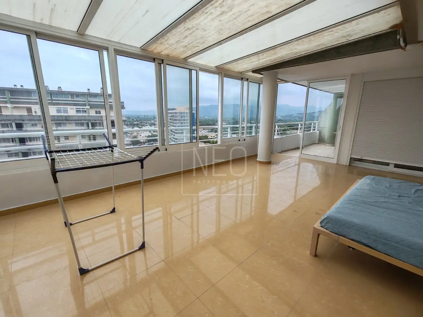 Terraza de Ático en venta en Tavernes de la Valldigna con Aire acondicionado, Terraza y Piscina comunitaria
