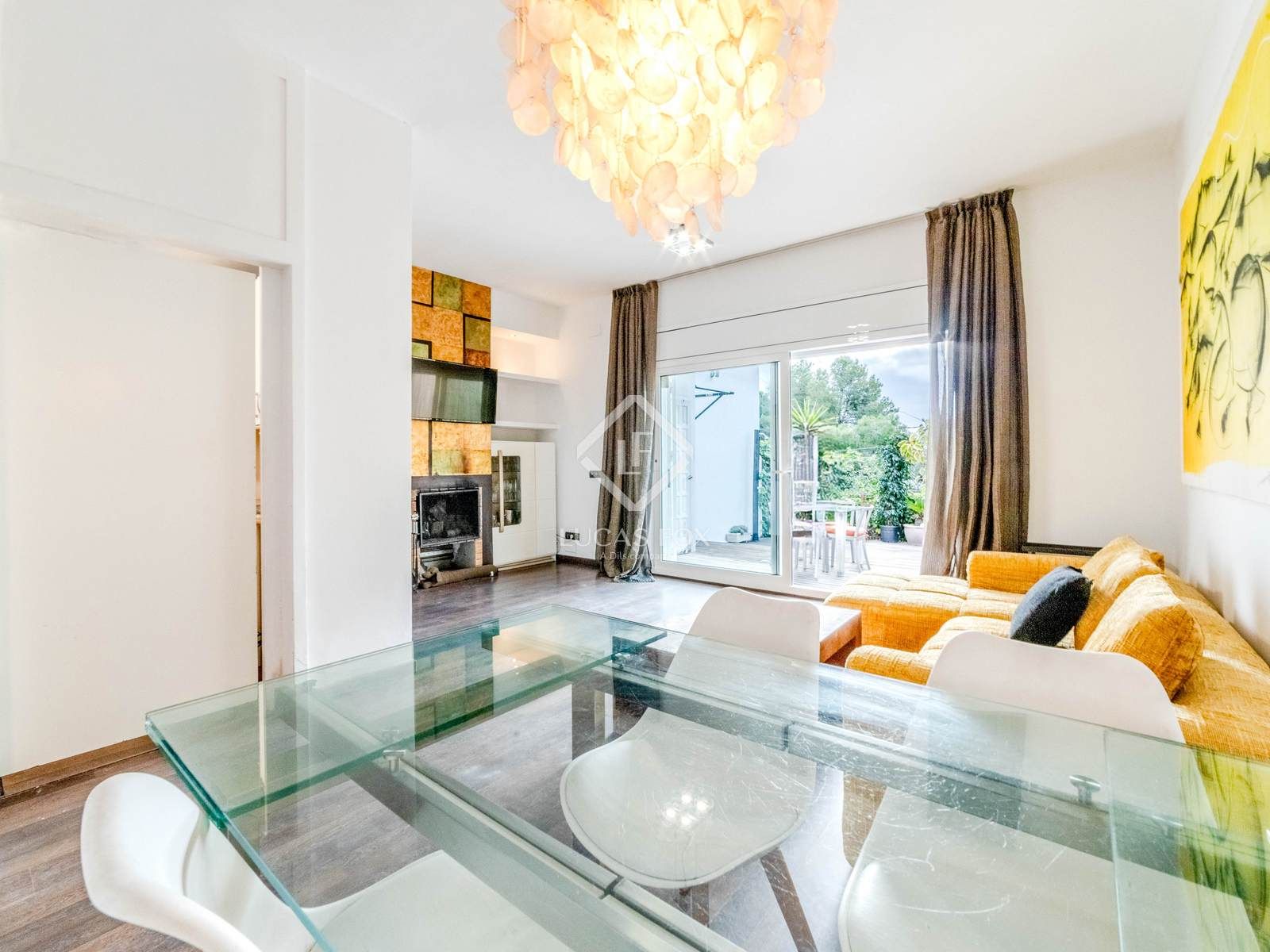 Living room of Flat for sale in Sitges  with Terrace, Storage room and Swimming Pool