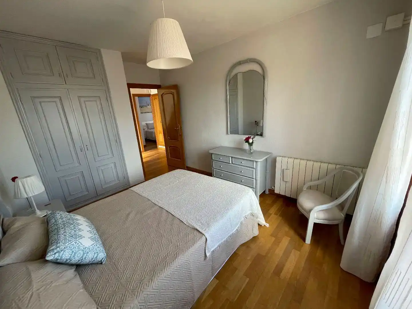 Dormitori de Casa o xalet de lloguer en La Pobla de Farnals amb Aire condicionat, Parquet i Traster