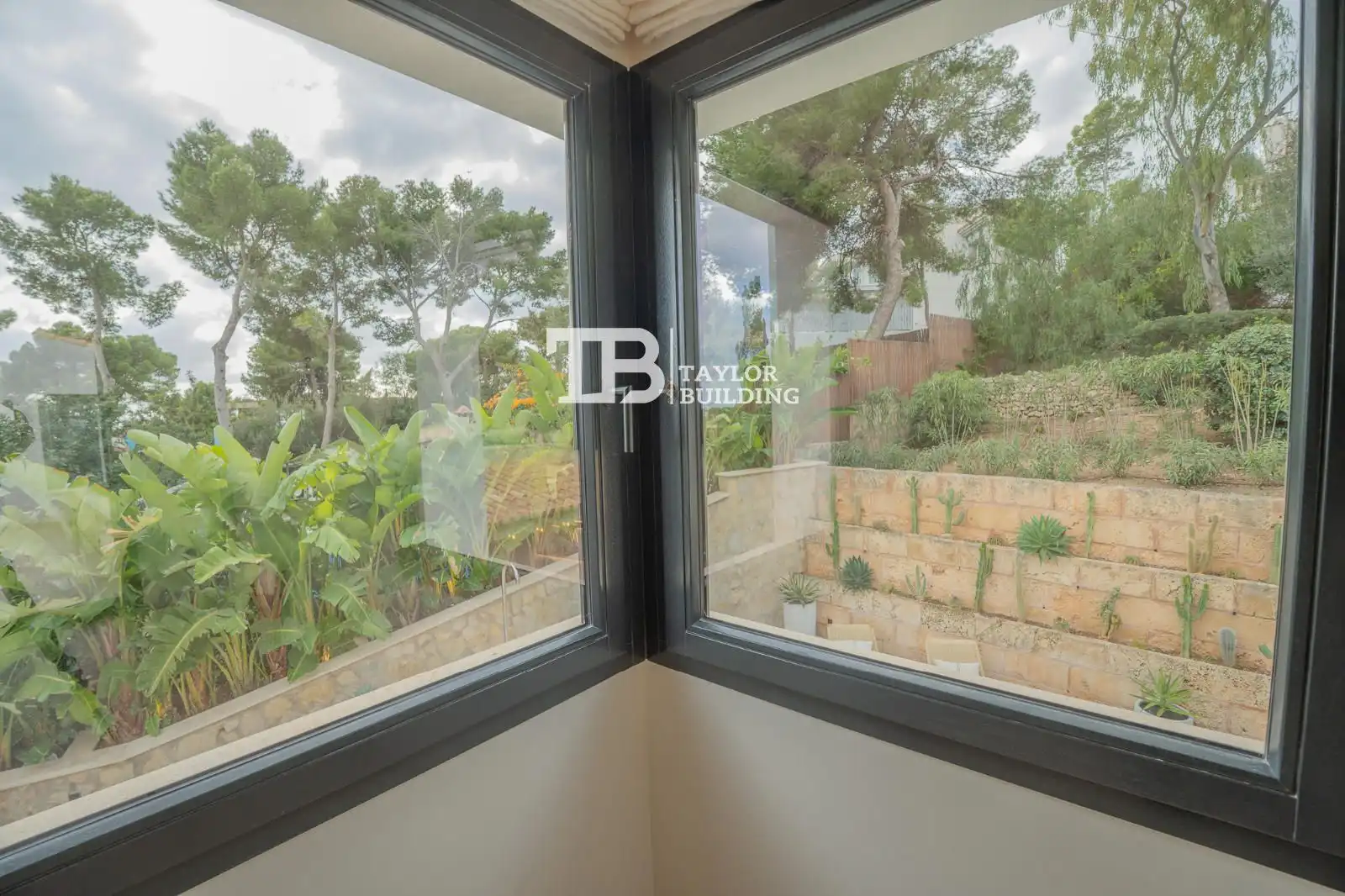 Garden of Houses for sale in Calvià  with Air Conditioner, Heating and Private garden