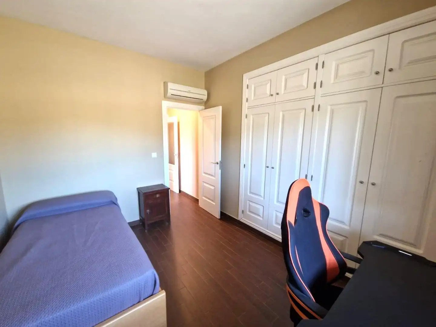 Bedroom of Houses for sale in Oliva de Plasencia  with Air Conditioner, Heating and Private garden