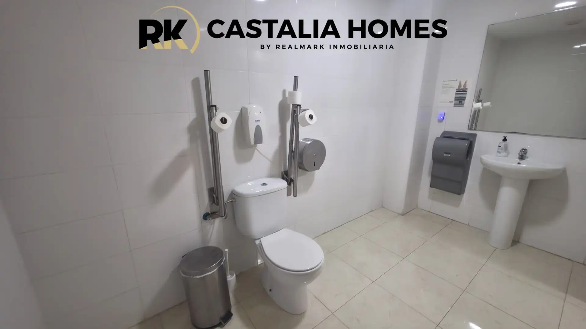 Business premises for transfer in Plaça de l'Hort dels Corders 5, imagen 33