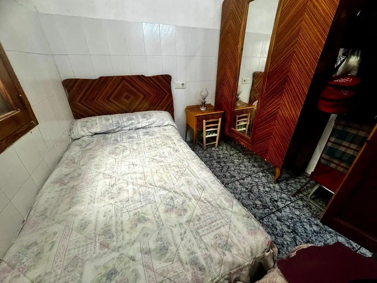 Bedroom of Houses for sale in Crevillent  with Air Conditioner, Terrace and Storage room