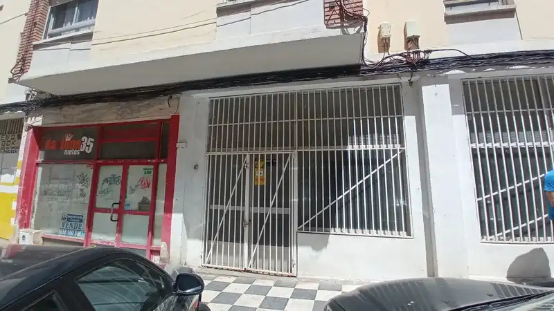 Local comercial en venda a CAÑETE