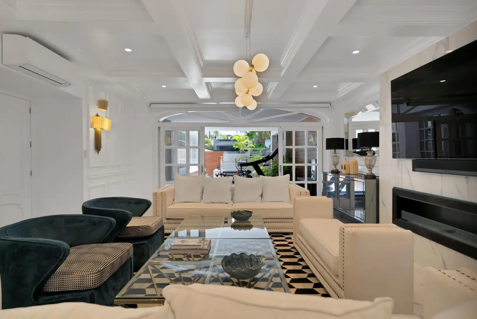 Wohnzimmer von Haus oder Chalet zur Miete in Marbella mit Heizung, Privatgarten und Terrasse