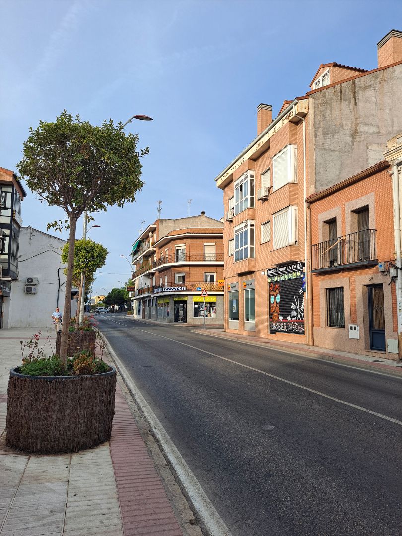 Vista exterior de Local en venda en Fuenlabrada