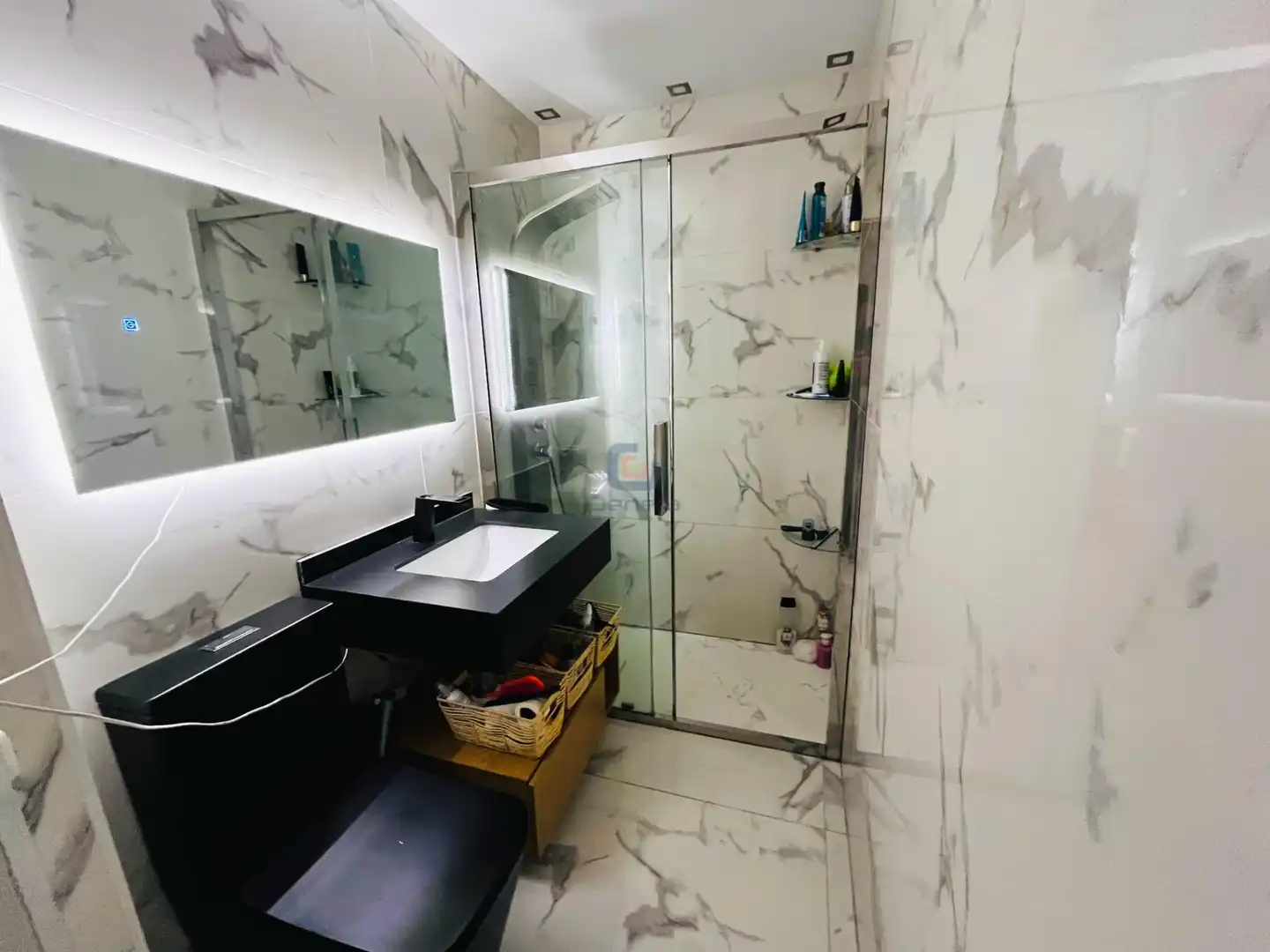 Bathroom of Flat for sale in Alicante / Alacant  with Air Conditioner, Private garden and Community pool