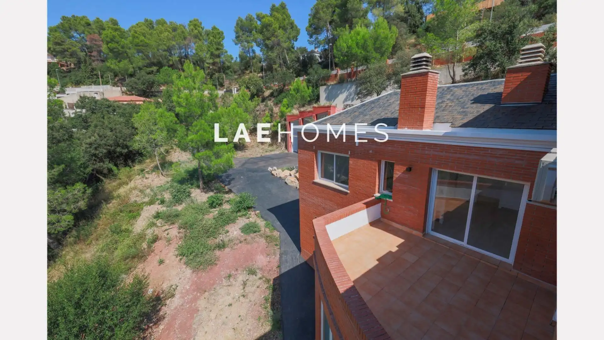 Außenansicht von Haus oder Chalet zur Miete in Corbera de Llobregat mit Klimaanlage, Privatgarten und Terrasse