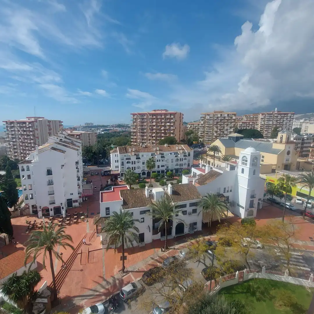 Apartamento de 2 Dormitorios en Última Planta con Vistas al Mar y a la Plaza, imatge 5