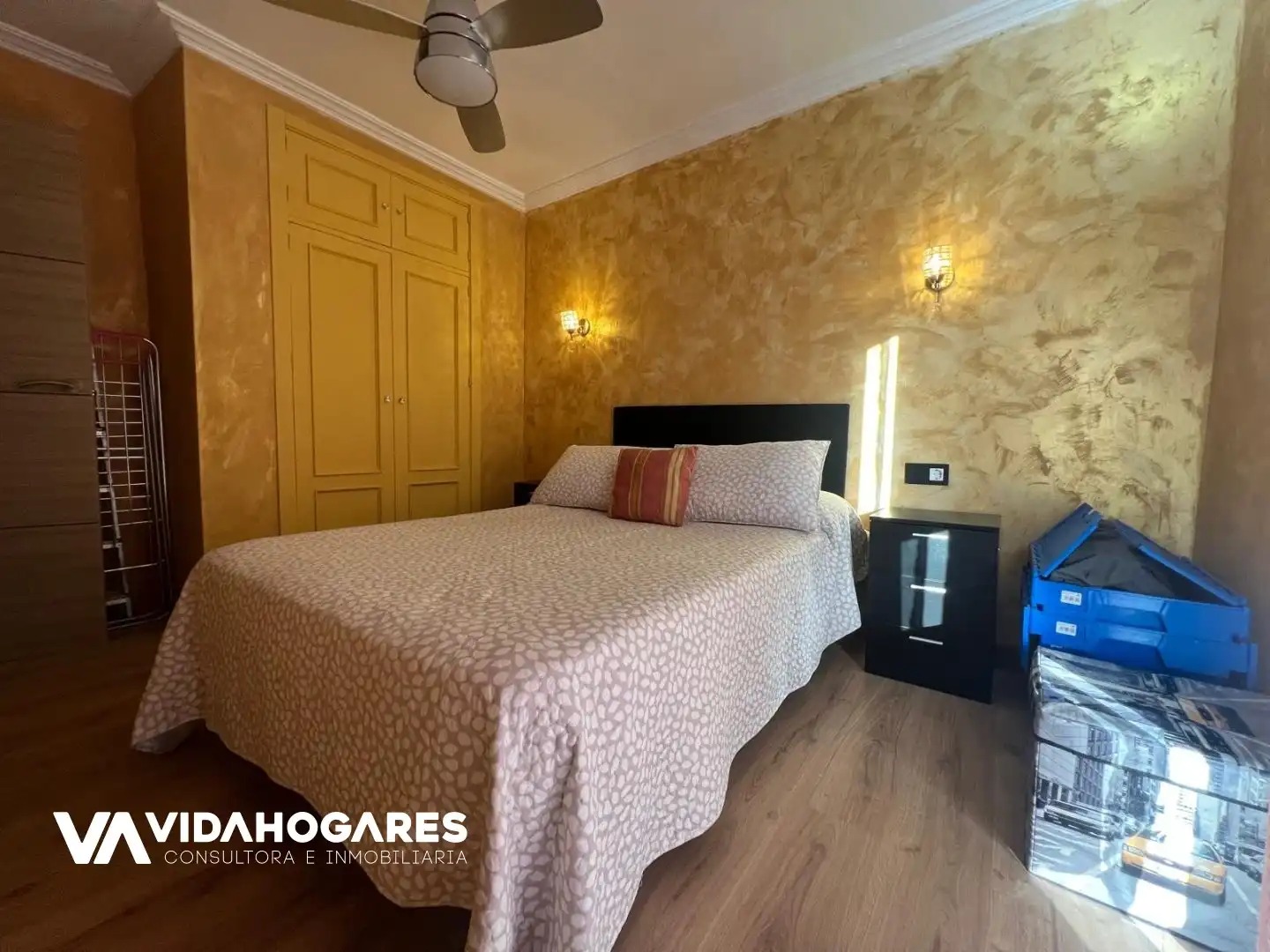 Bedroom of Flat for sale in Playa Cruz del Mar