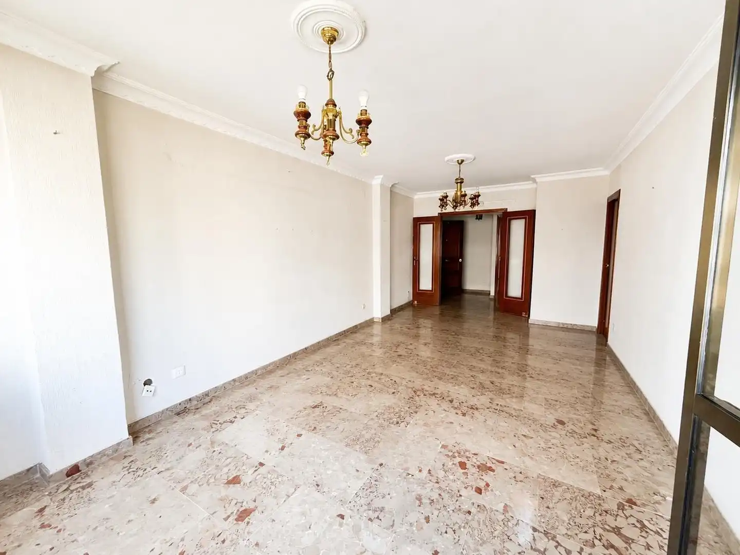 Sala d'estar de Pis en venda en Huelva amb Balcó