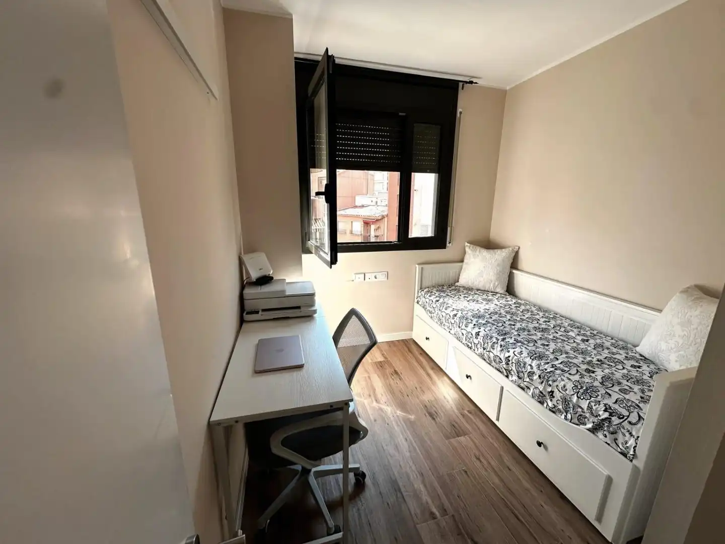 Habitación de Piso en venta en Castellar del Vallès con Aire acondicionado, Jardín privado y Trastero