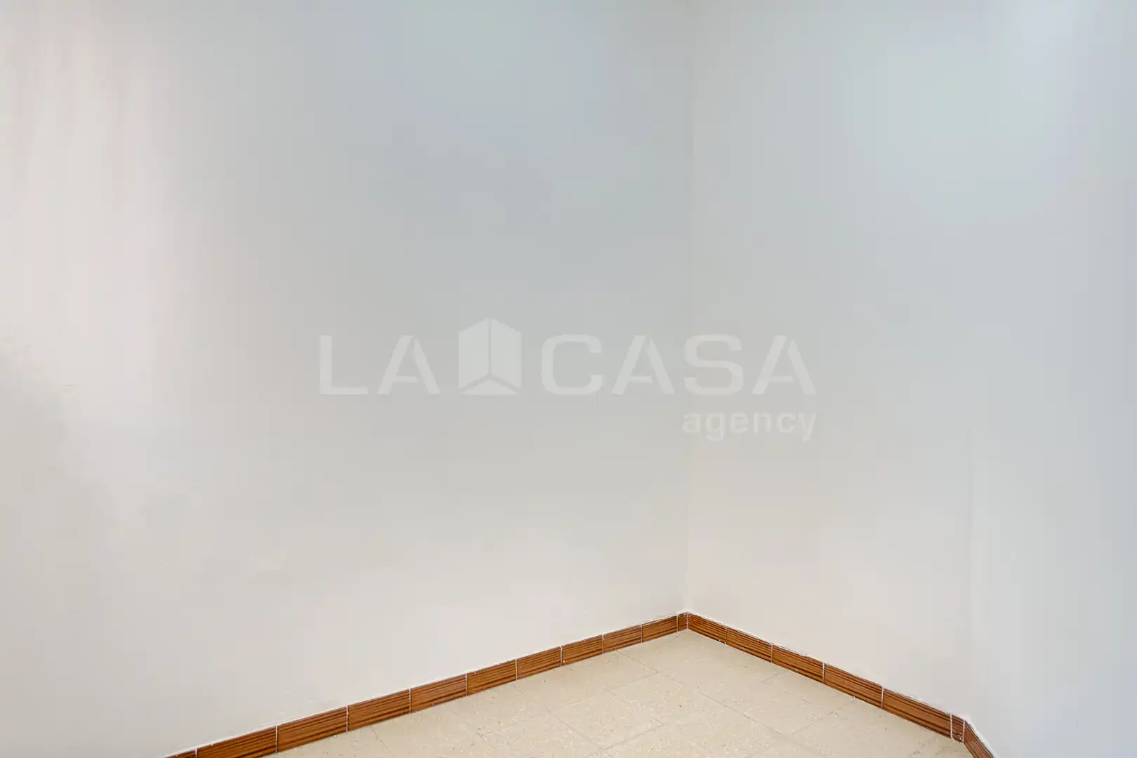Piso en venta en Barcelona con Balcón