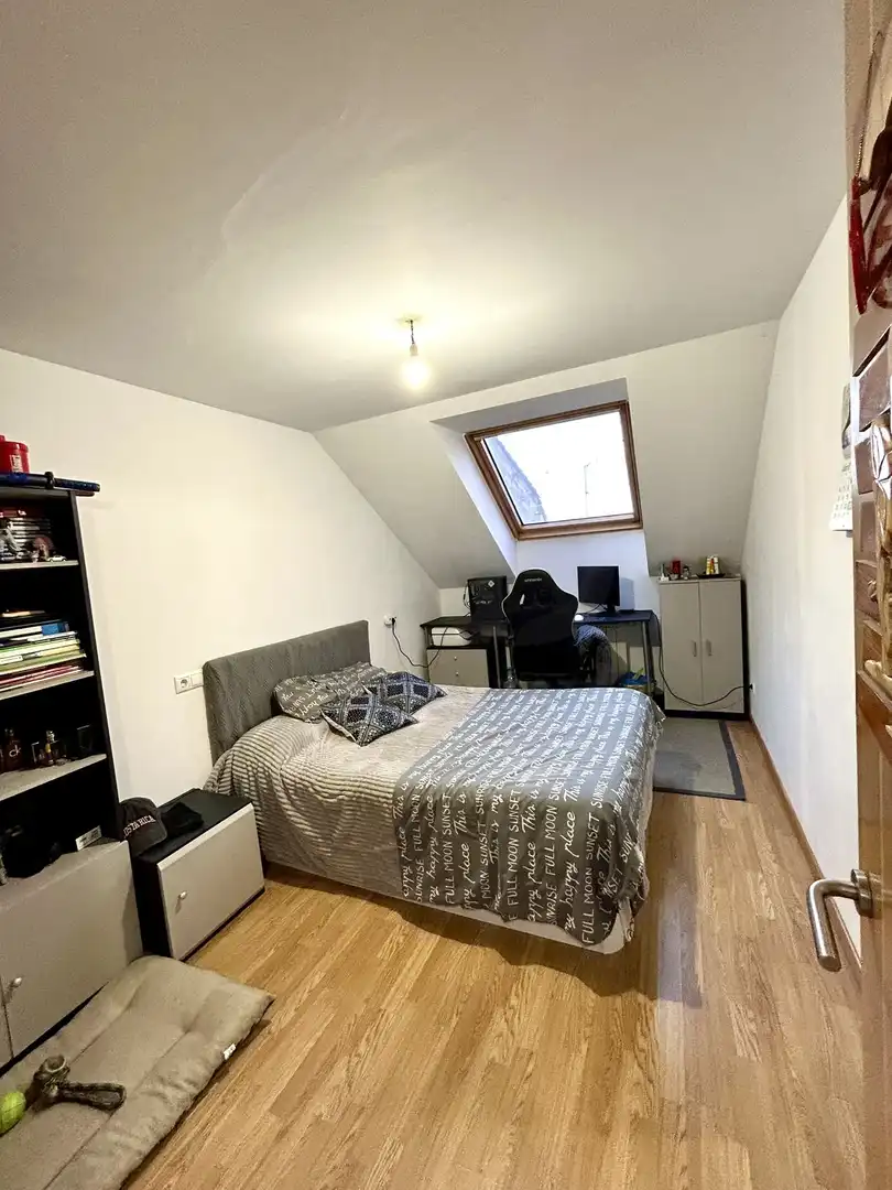 Schlafzimmer von Maisonette zum Verkauf in Valverde de la Virgen mit Klimaanlage und Heizung