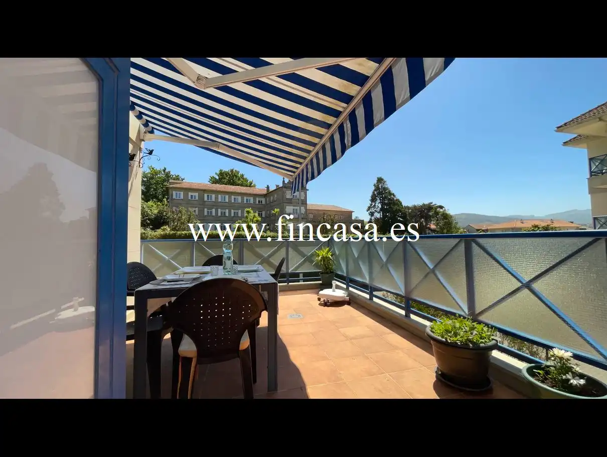 Terraza de Piso en venta en Nigrán con Calefacción, Jardín privado y Parquet