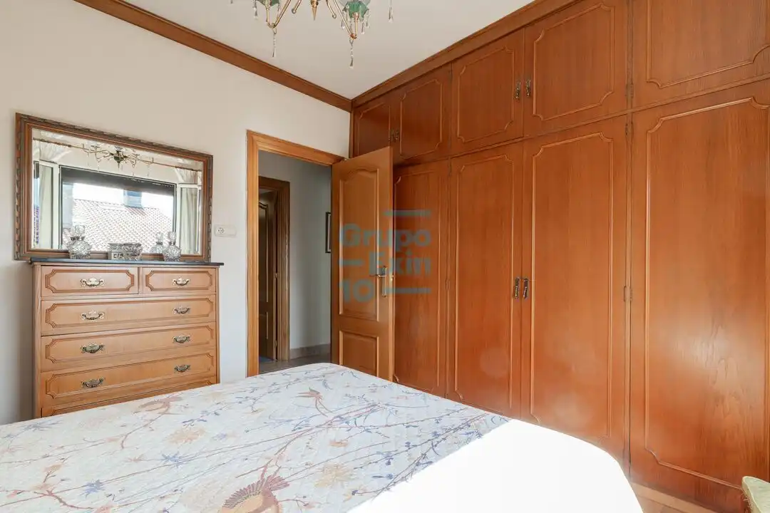 Habitación de Casa o chalet en venta en Donostia - San Sebastián  con Calefacción, Jardín privado y Terraza