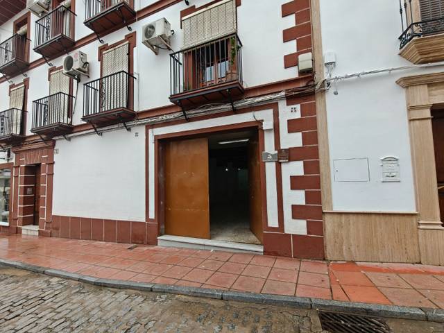 Local comercial en Alquiler en Calle Cervantes, 72 en Montoro
