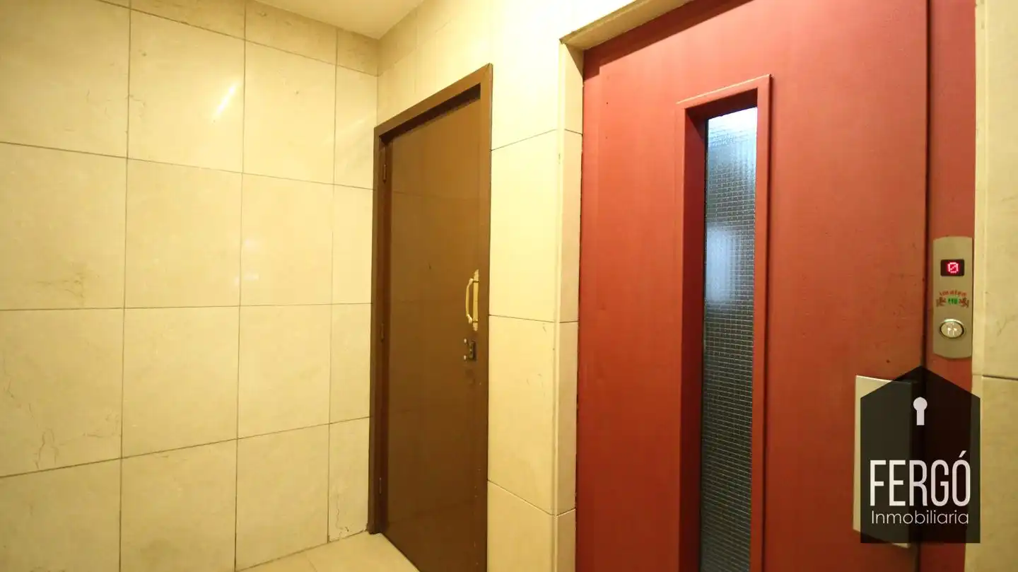 Business premises to rent in Reino De León, imagen 15