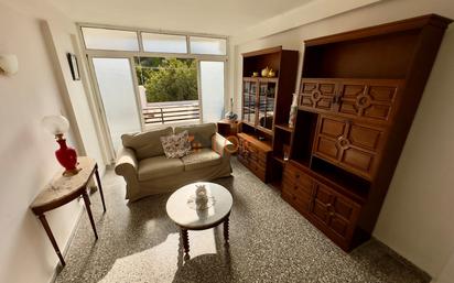 Living room of Flat for sale in Málaga Capital  with Terrace and Furnished