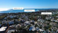 Vista exterior de Àtic en venda en Marbella amb Aire condicionat, Calefacció i Terrassa