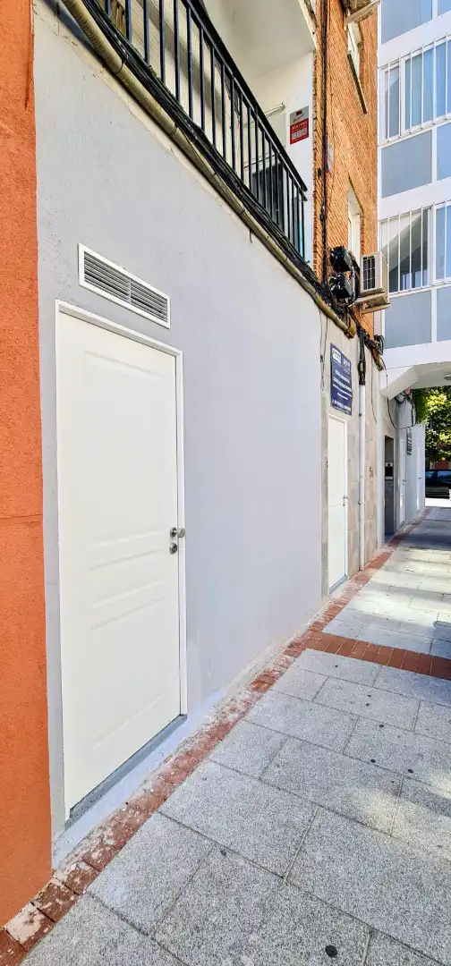 Vista exterior de Traster en venda en Alcorcón amb Alarma