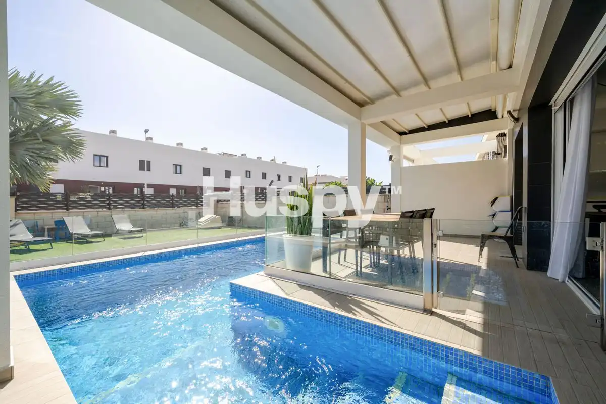 Doppelhaushälfte mit Terrasse zum Verkauf in Calle Malta, imagen 8