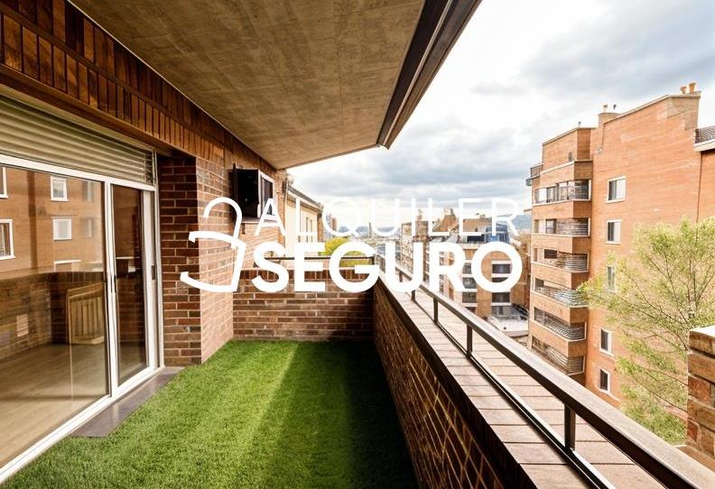 Foto 1 de Pis de lloguer a Sector Islas, Estación - Centro, Madrid