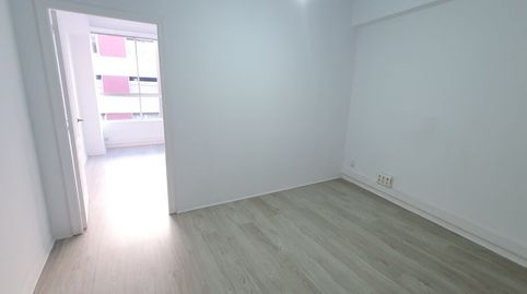 Foto 3 de Oficina de alquiler en Alhóndiga, Bilbao