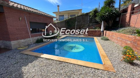Exclusivo chalet con piscina y vistas a la montaña en Cervelló, imagen 2