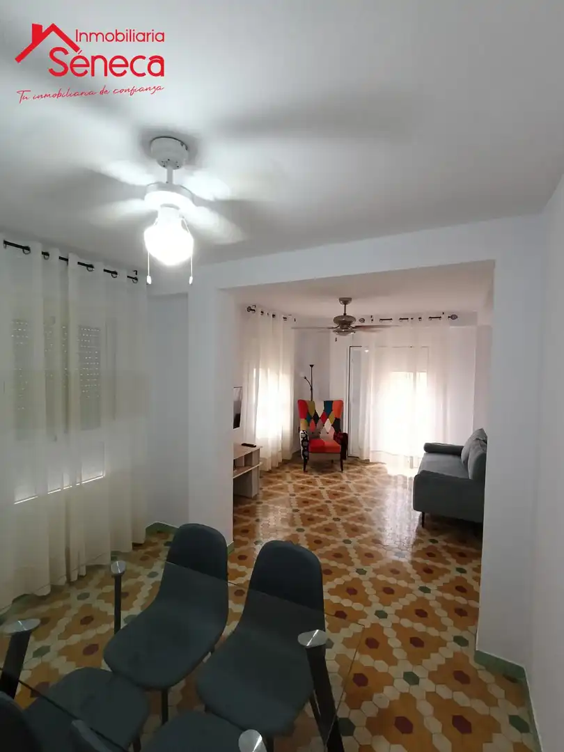 Living room of Flat for sale in Córdoba  with Air Conditioner, Heating and Furnished