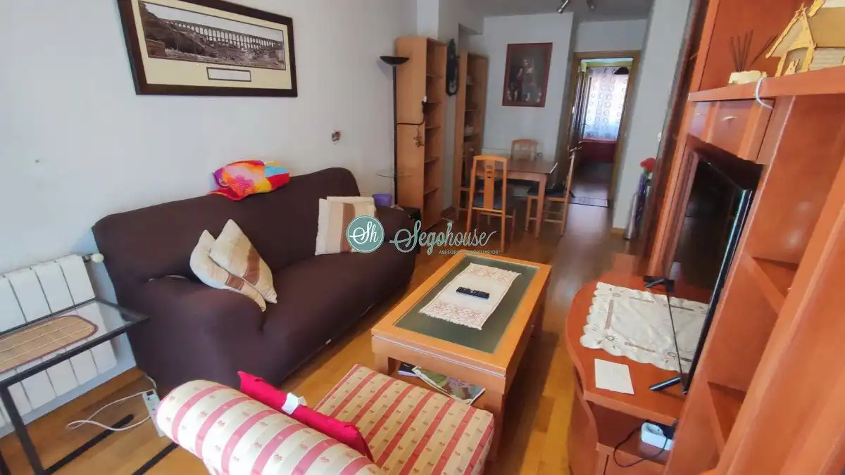Sala de estar de Piso en venta en San Cristóbal de Segovia con Calefacción y Trastero